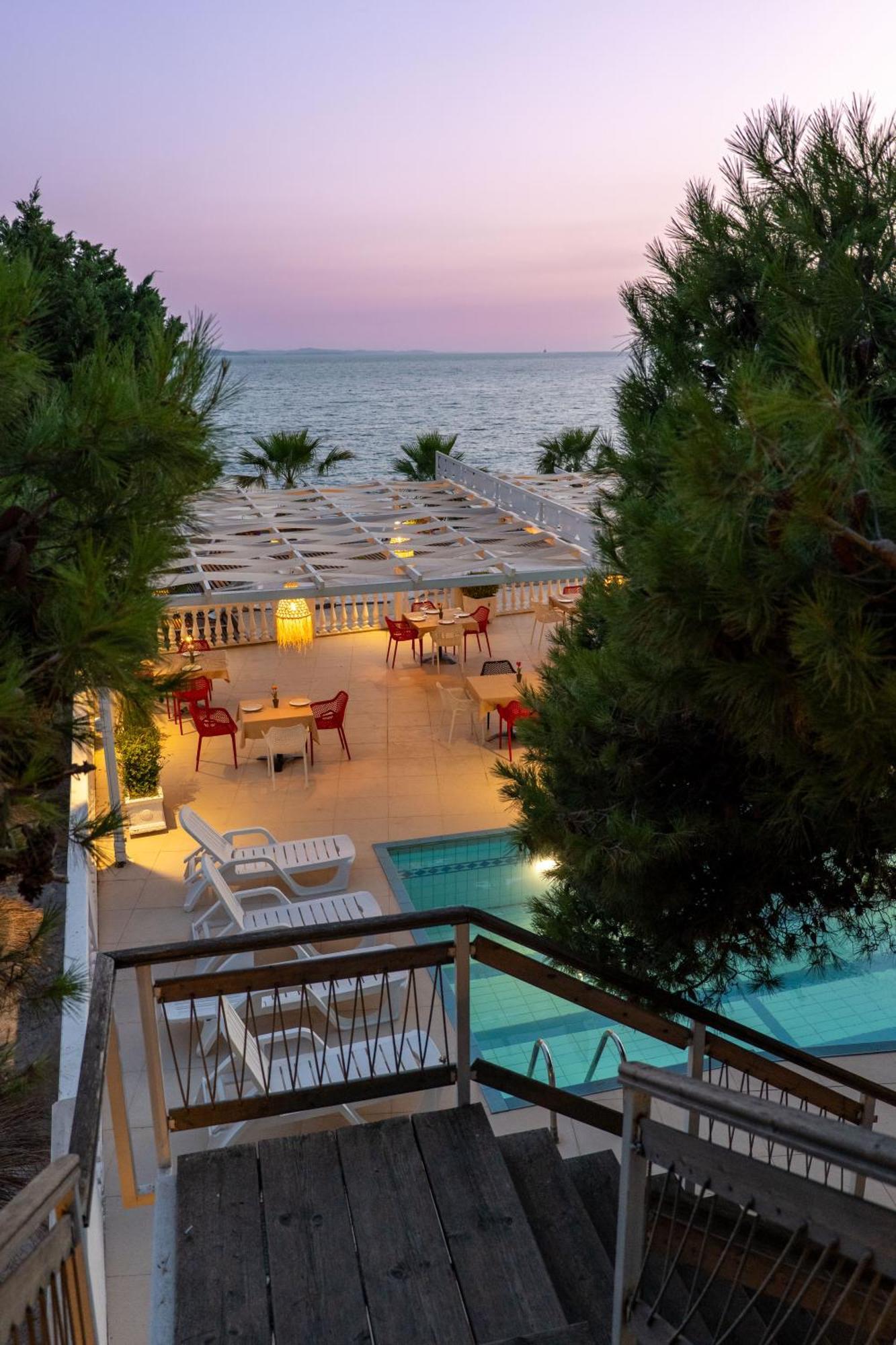 Hotel Sejko 4*